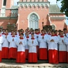 Nie tylko przy ołtarzu