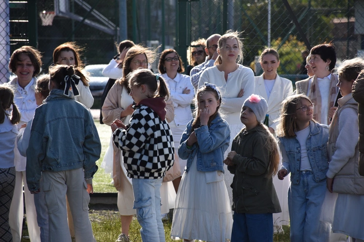Bogu Chwała w Rumi