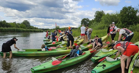 Parafialny Spływ Kajakowy