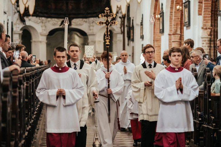 Święcenia diakonatu kl. Roberta Szczepkowskiego