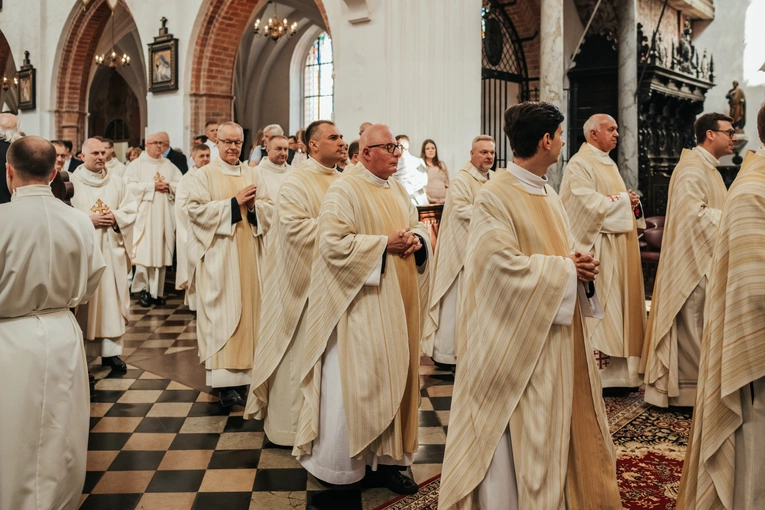 Święcenia diakonatu kl. Roberta Szczepkowskiego