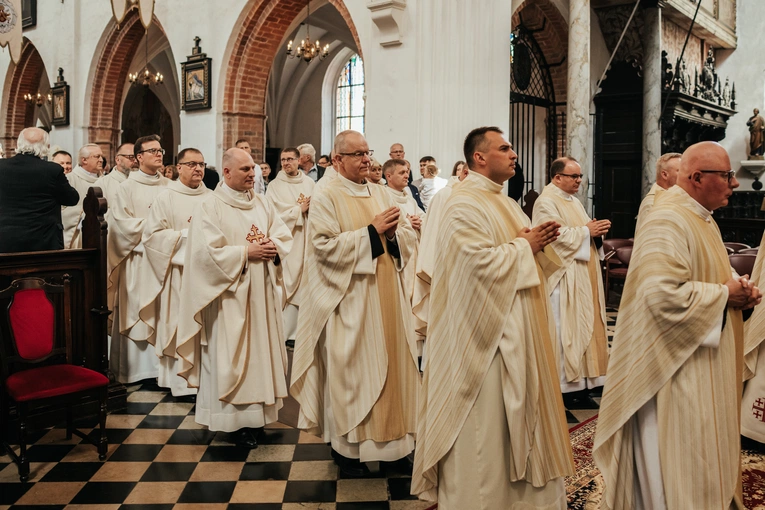 Święcenia diakonatu kl. Roberta Szczepkowskiego