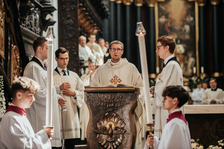 Święcenia diakonatu kl. Roberta Szczepkowskiego