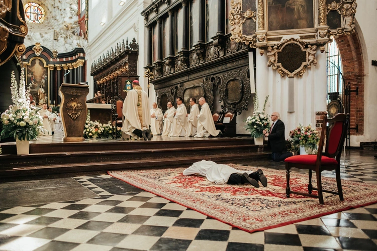 Święcenia diakonatu kl. Roberta Szczepkowskiego