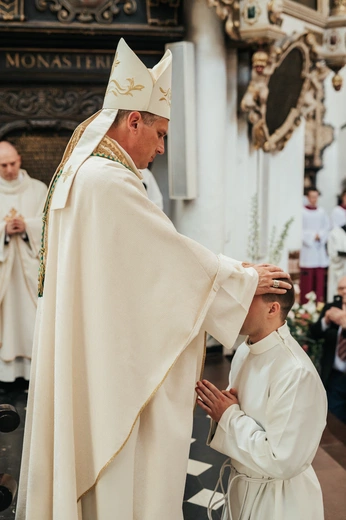 Święcenia diakonatu kl. Roberta Szczepkowskiego