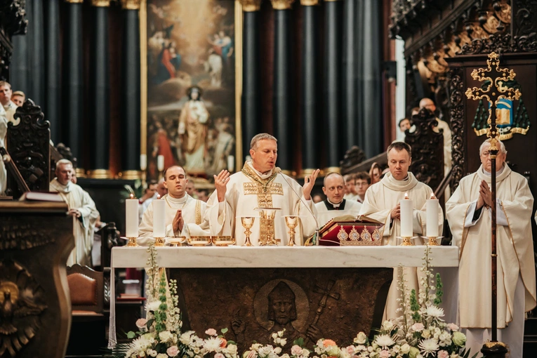 Święcenia diakonatu kl. Roberta Szczepkowskiego