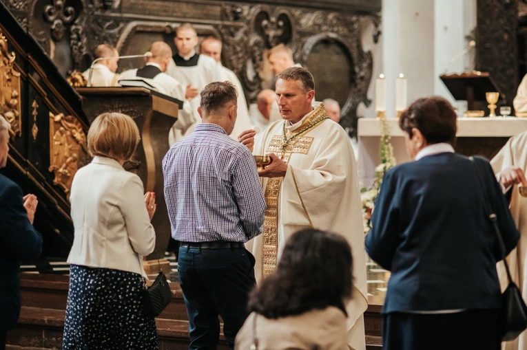 Święcenia diakonatu kl. Roberta Szczepkowskiego