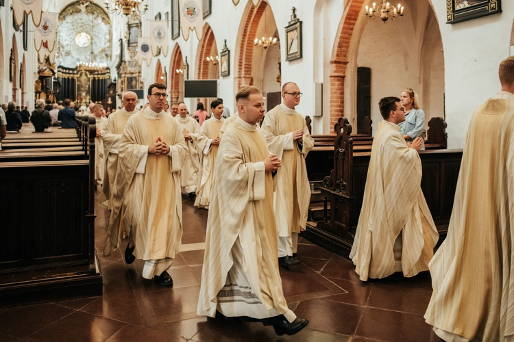 Święcenia diakonatu kl. Roberta Szczepkowskiego