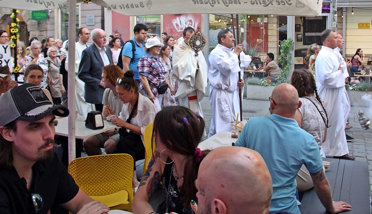 VIII Weekend Ewangelizacyjny "Ochrzczeni Ogniem"