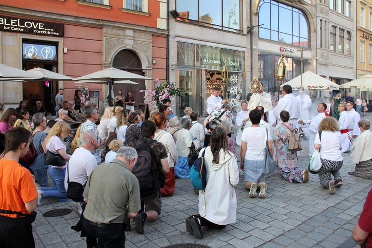 VIII Weekend Ewangelizacyjny "Ochrzczeni Ogniem"