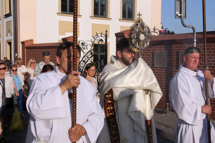 VIII Weekend Ewangelizacyjny "Ochrzczeni Ogniem"