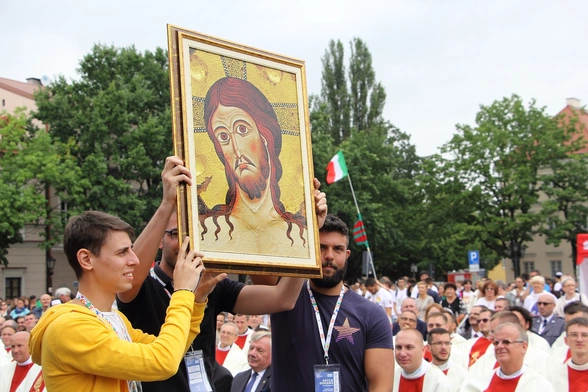 Chrystus jest odpowiedzią Boga na głód człowieka
