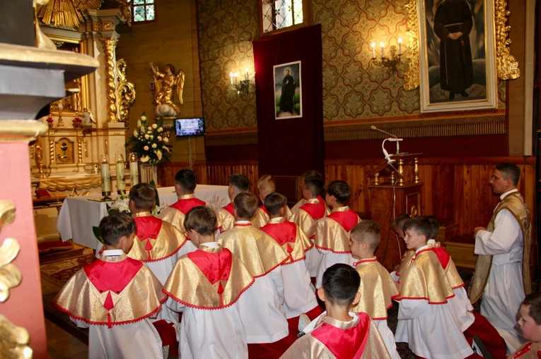 Pisarzowa. Przyjęcie 17 aspirantów do LSO