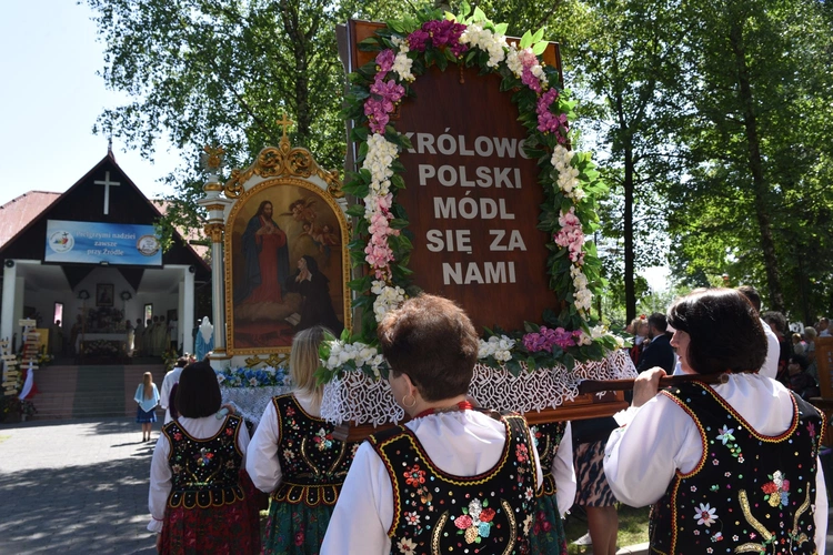 700 lat parafii w Łososinie Górnej