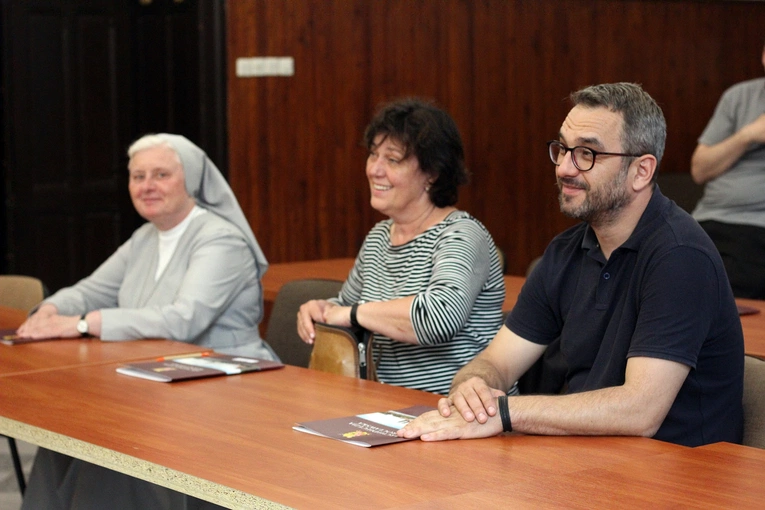 Głosowanie członków komisji synodalnych nad dokumentem roboczym (koniec etapu wiosennego)