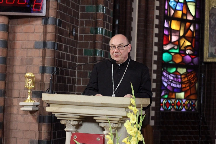 Głosowanie członków komisji synodalnych nad dokumentem roboczym (koniec etapu wiosennego)