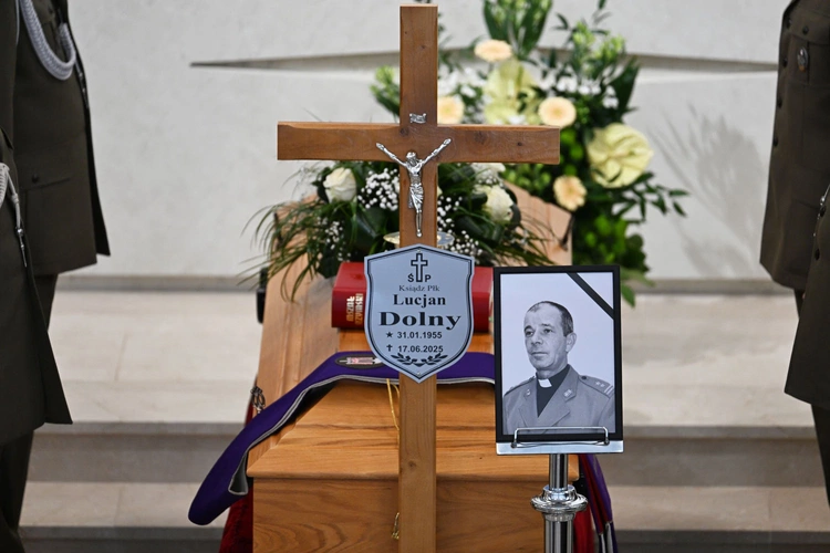 Msza pogrzebowa za śp. ks. Lucjana Dolnego