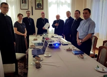 Główny dokument roboczy synodu przyjęty przez głosowanie. Etap wiosenny zakończony