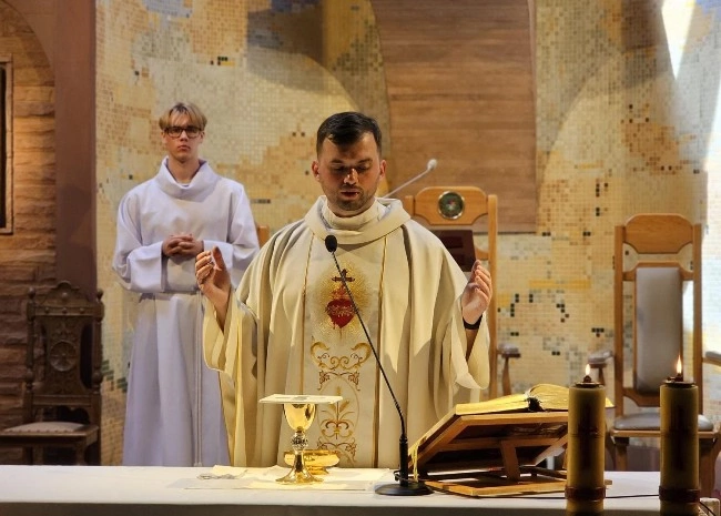 Mszę św. celebrował ks. Karol Kostecki.