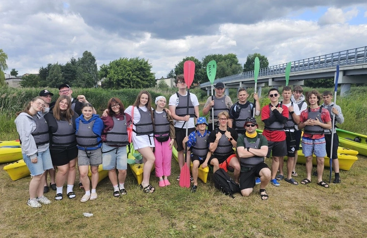 Spływ kajakowy był okazją do podsumowania całorocznej formacji.
