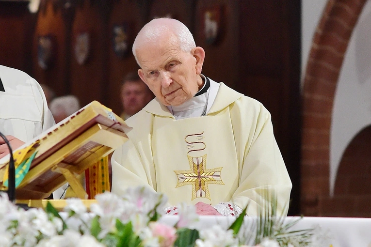 Bp Julian Wojtkowski świętował 75. rocznicę święceń kapłańskich