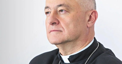 Bp Artur Ważny: Bóg znowu daje nam drogę nadziei