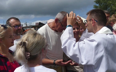 Spragnieni nadziei (na zdjęciu EwB na Hali Boraczej przed rokiem) – znów będzie gościć pielgrzymów i turystów.