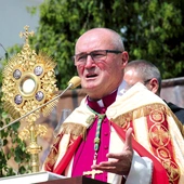 – Przez dziewięć i pół wieku piszemy kolejne rozdziały Dziejów Apostolskich – przypominał w czasie jubileuszu biskup płocki.