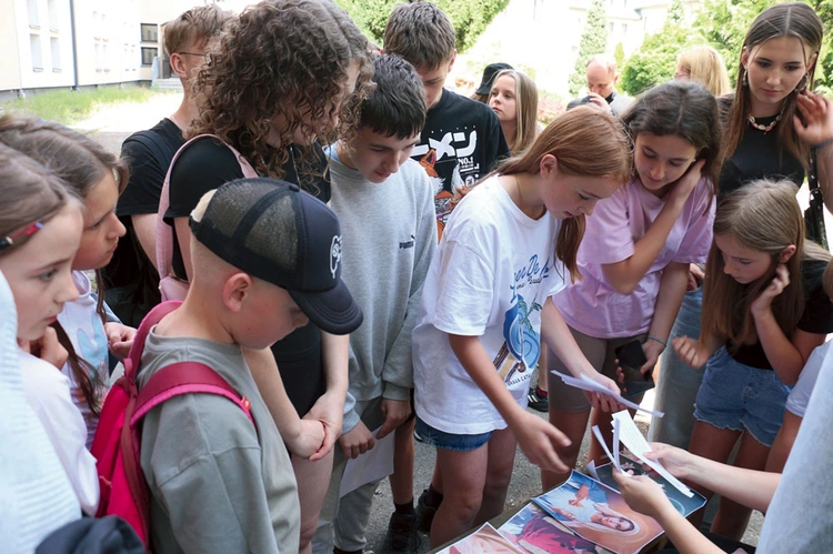 Gra terenowa nawiązywała do Roku Jubileuszowego 2025. 