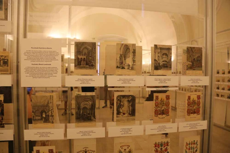 Wawel na starych pocztówkach