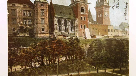 Wawel na starych pocztówkach