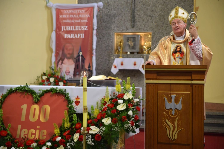 100 lat parafii NSPJ w Gródku k. Grybowa