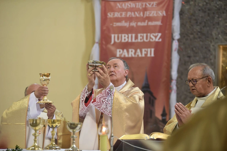 100 lat parafii NSPJ w Gródku k. Grybowa