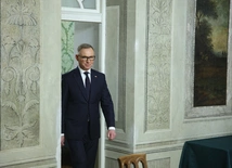 Zełenski odznaczył prezydenta Dudę Orderem Wolności