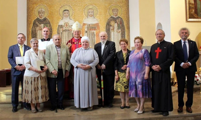 Wręczenie medali Servire Populo