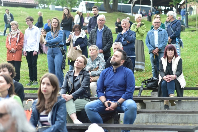 Gietrzwałd. Koncert uwielbienia