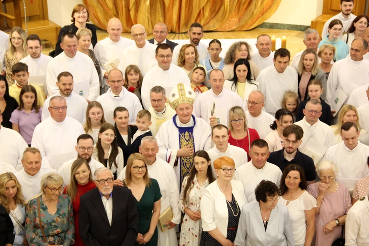 Tarnów. Błogosławieństwo nadzwyczajnych szafarzy Komunii św. 2025