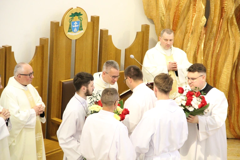 Tarnów. Błogosławieństwo nadzwyczajnych szafarzy Komunii św. 2025