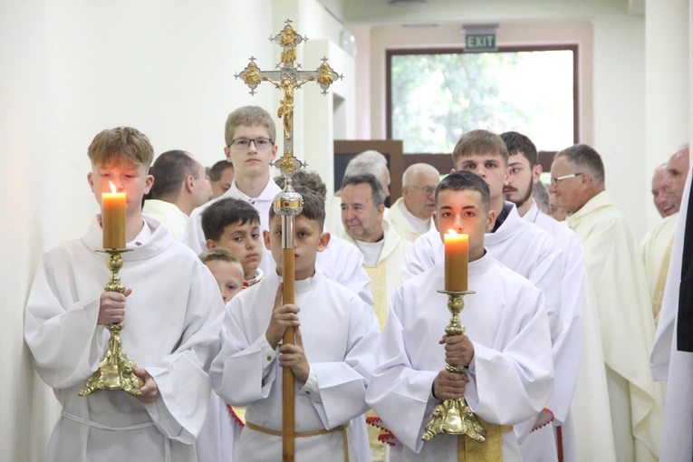 Tarnów. Błogosławieństwo nadzwyczajnych szafarzy Komunii św. 2025