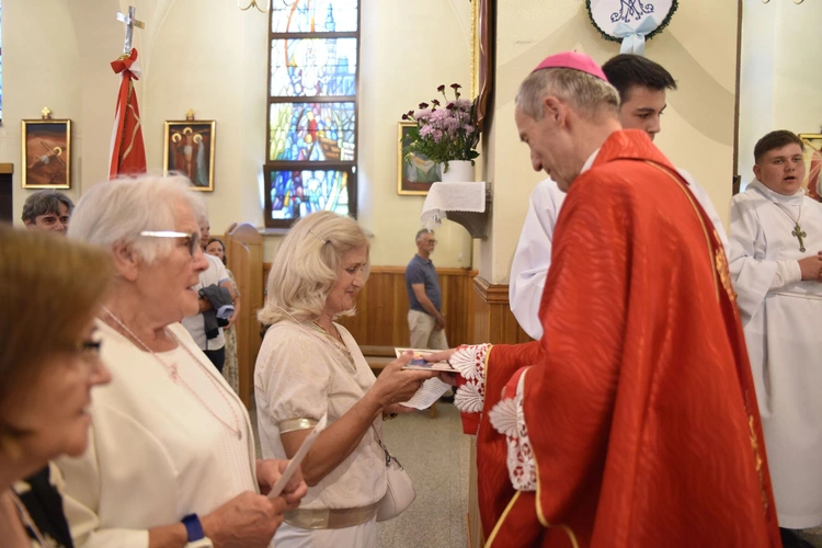 Sztandar Arcybractwa NSPJ w Marcinkowicach