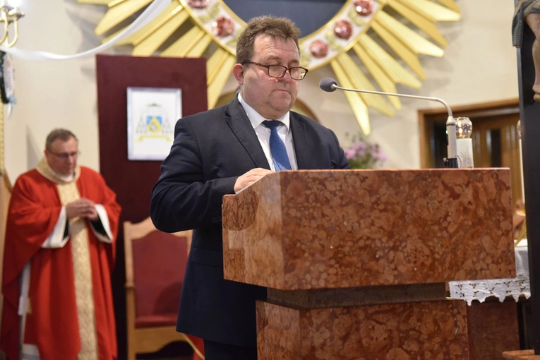 Sztandar Arcybractwa NSPJ w Marcinkowicach