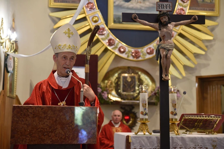 Sztandar Arcybractwa NSPJ w Marcinkowicach