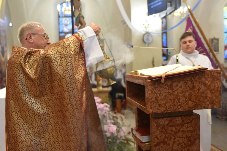 Sztandar Arcybractwa NSPJ w Marcinkowicach