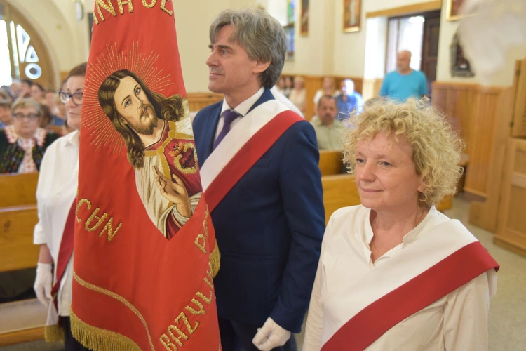 Sztandar Arcybractwa NSPJ w Marcinkowicach