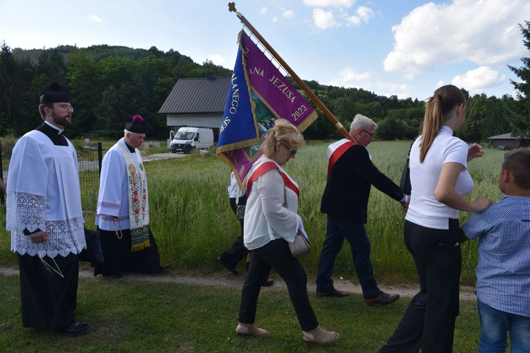 Sztandar Arcybractwa NSPJ w Marcinkowicach