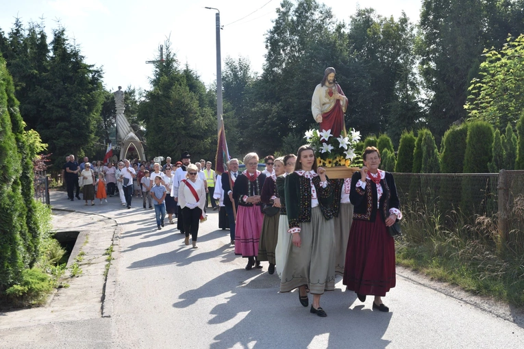 Sztandar Arcybractwa NSPJ w Marcinkowicach