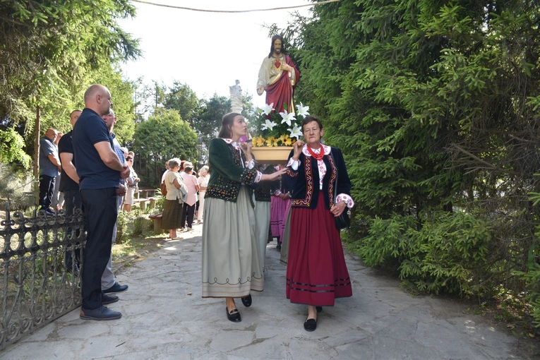 Sztandar Arcybractwa NSPJ w Marcinkowicach