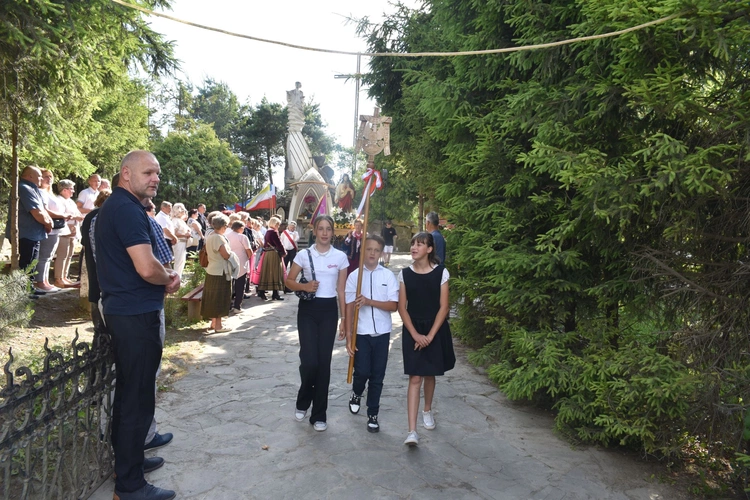 Sztandar Arcybractwa NSPJ w Marcinkowicach