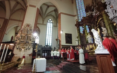 Patronalne świętowanie Kapituł