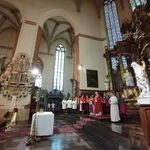 Patronalne świętowanie Kapituł
